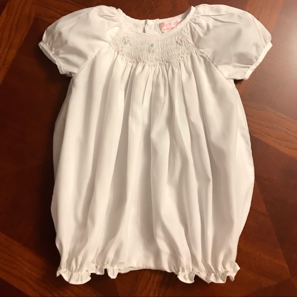 EUC Petit Ami Smocked Bubble
